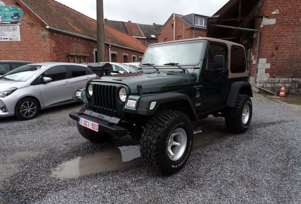 Jeep 4.0i Sahara Boîte Automatique. Hard Top.