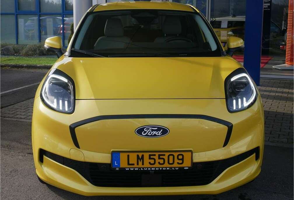 Ford Gen-E Premium 43kWh Standard Range 168ch A1 Gar 04