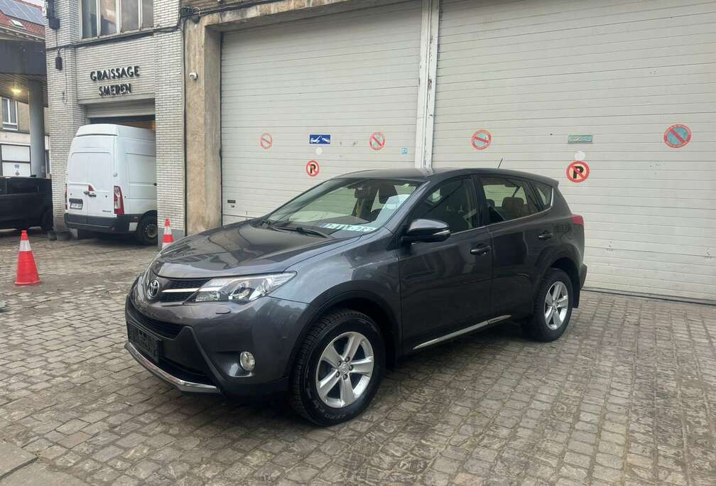 Toyota RAV4 2.2 D-4D DCAT 4x4 boîte automatique