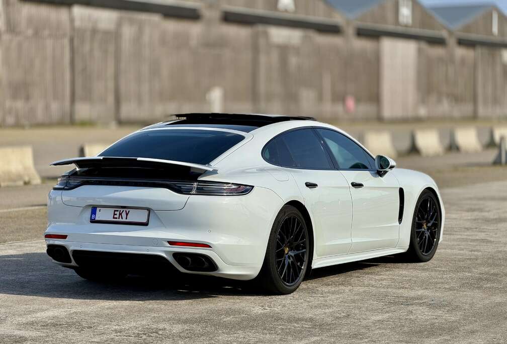 Porsche 4 e-Hybrid 2.9 V6 Bi-T PHEV Executive PDK (340 kW)