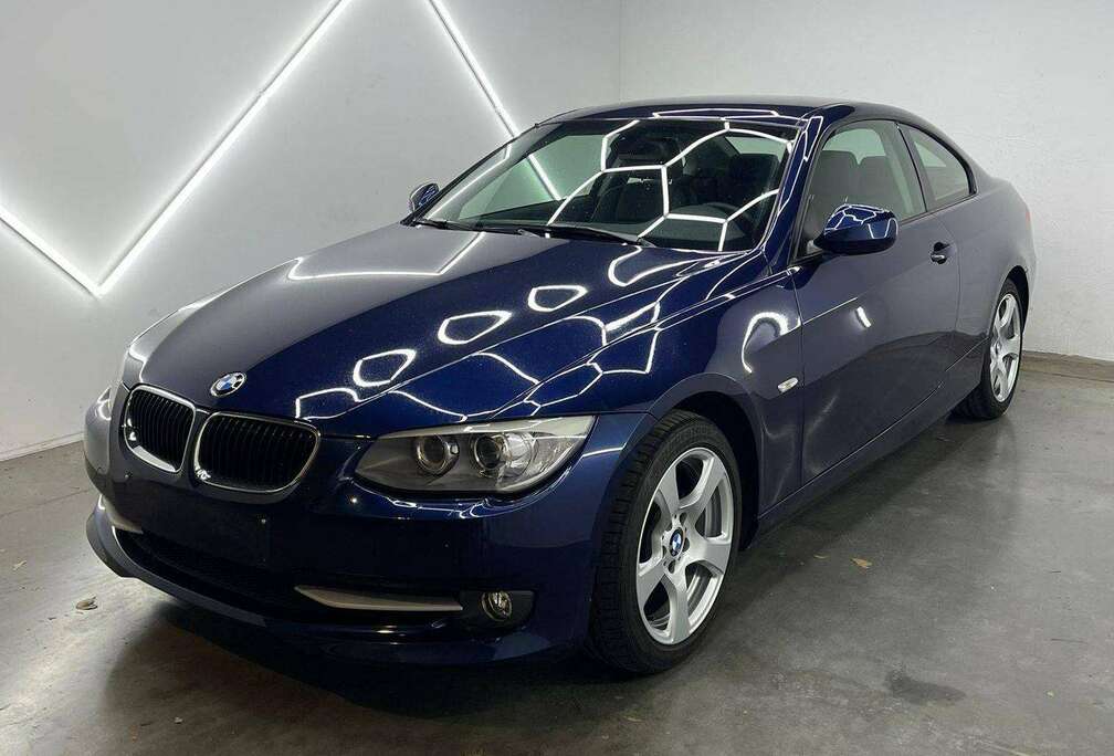 BMW Coupé 320i