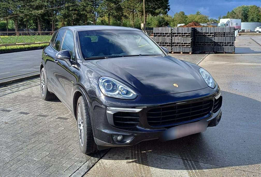 Porsche Cayenne S Hybrid Tiptronic S