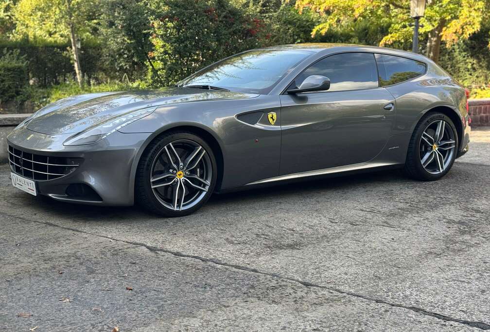Ferrari FF 6.3i V12