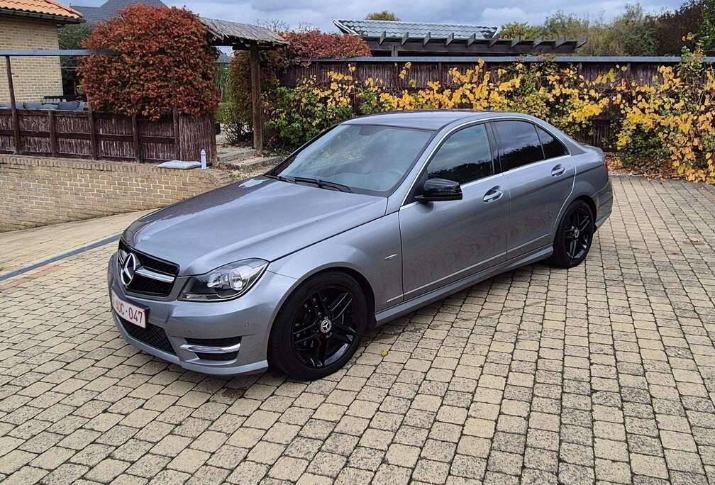 Mercedes-Benz C 180 CDI DPF BlueEFFICIENCY 7G-TRONIC Avantgarde