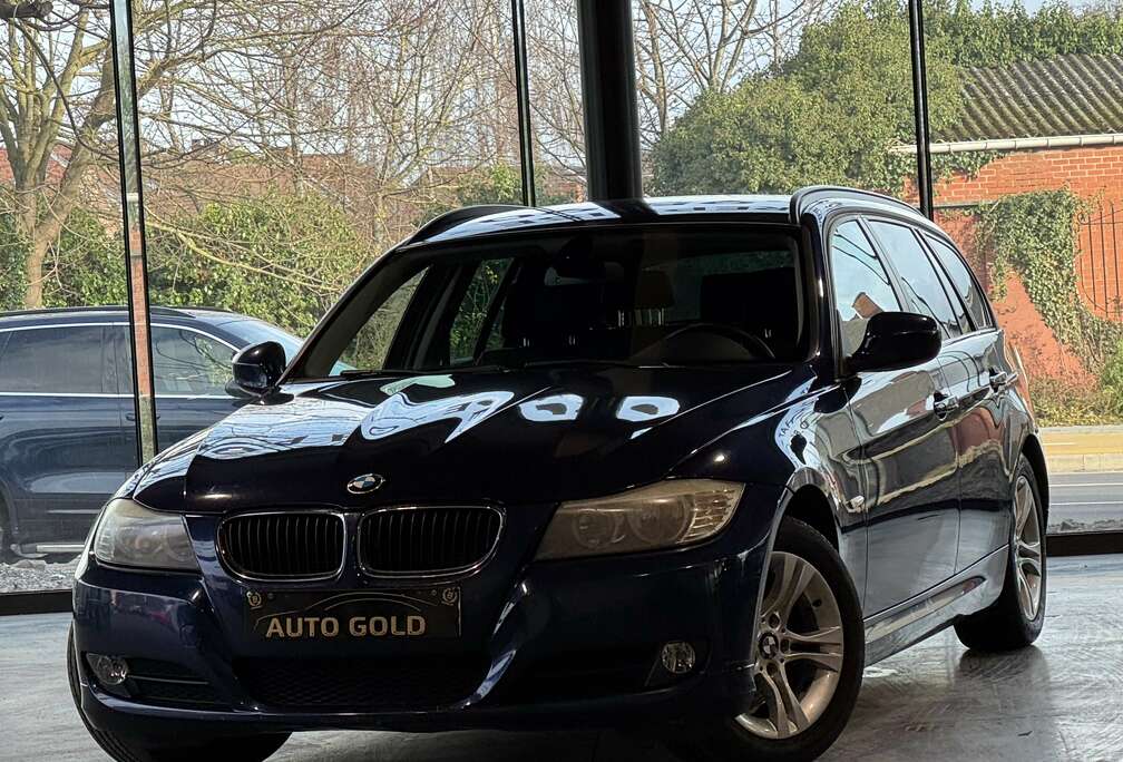 BMW D/BREAK/ETAT NEUF/FACELIFT/EURO5/CLIMA/CUIR/CARNET