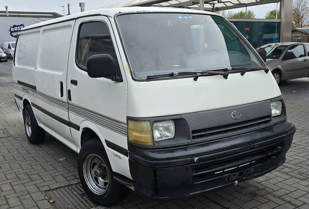 Toyota Hi Ace benzine h18 Lang chassis