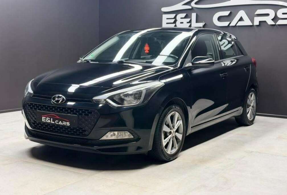 Hyundai i20 1.2i **12 mois de garantie**