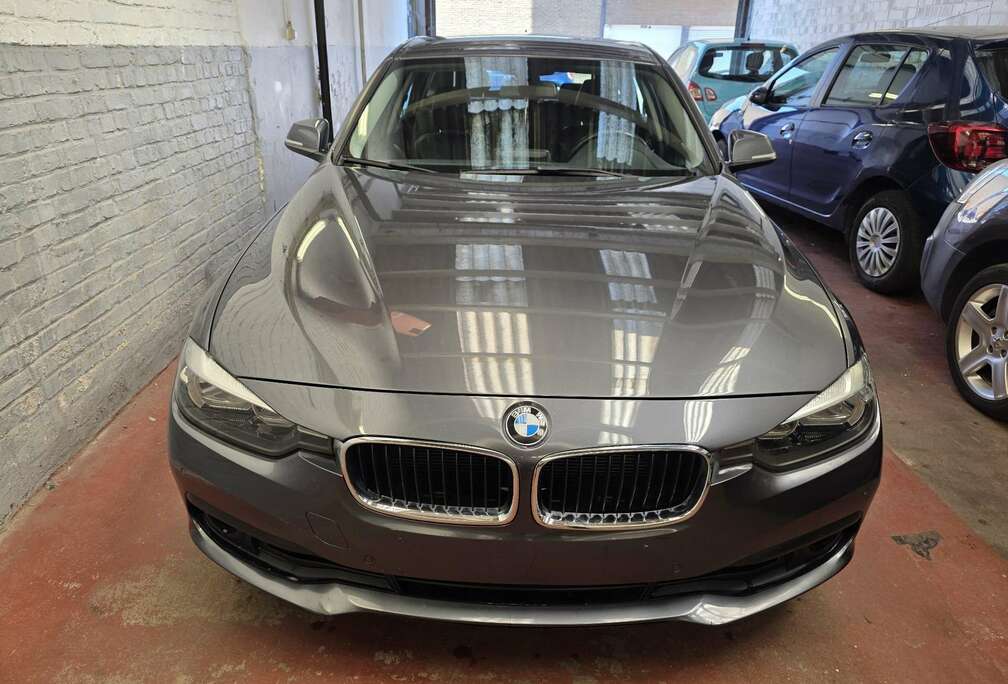 BMW 318d Touring Automatique