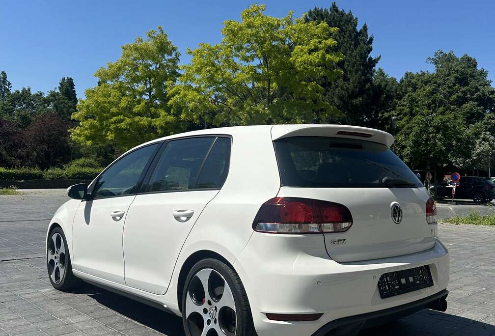Volkswagen 2.0 TSI  GARANTIE 12 MOIS