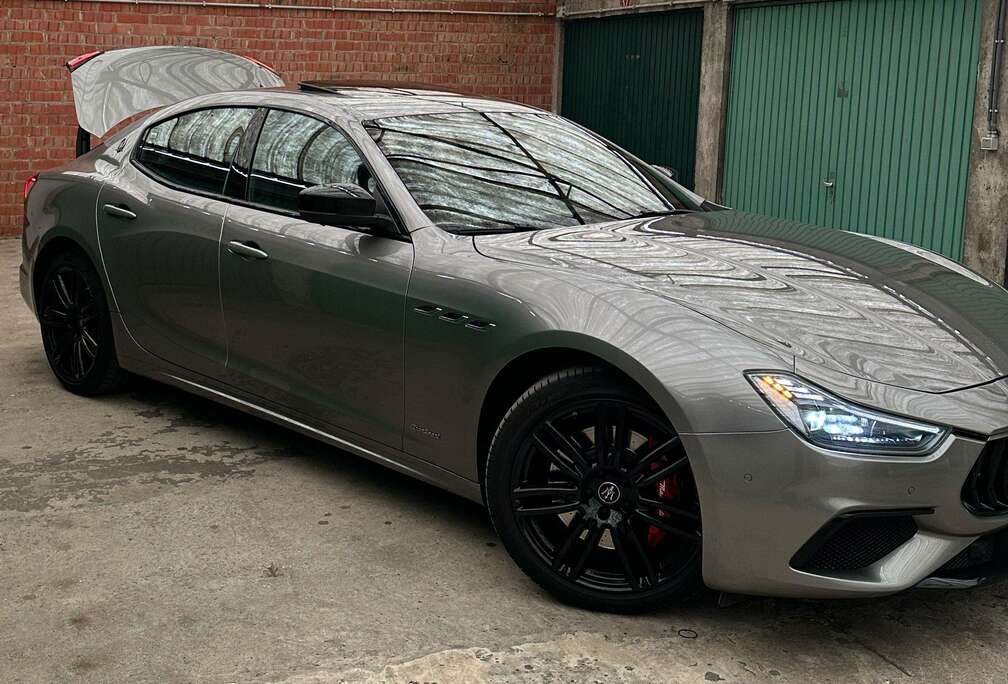 Maserati Ghibli 2.0 L4 mHEV GranSport EXPORT
