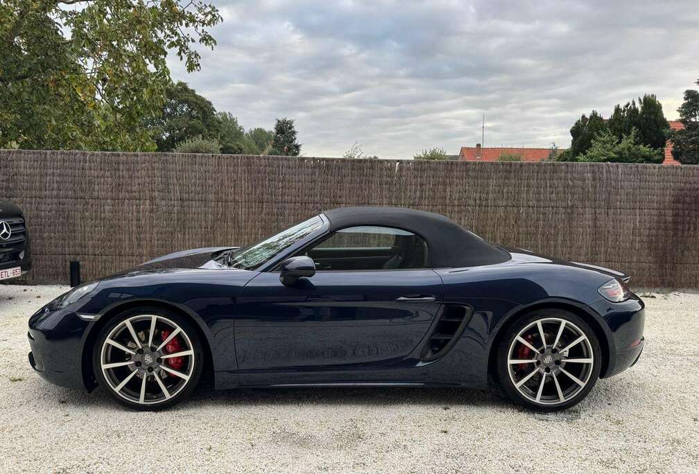 Porsche 718 Boxster S PDK