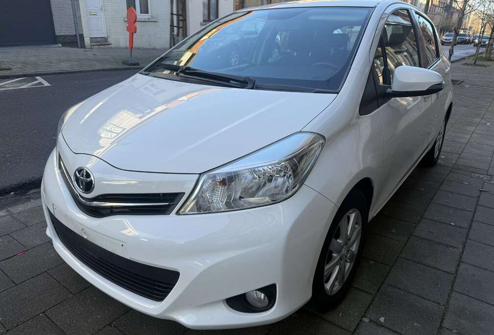 Toyota Yaris 1.0i VVT-i GARANTIE CT 120000KM PROPRE
