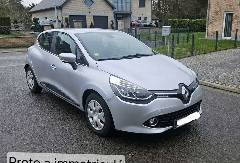 Renault Prete a immatriculé full carnet d\'entretien