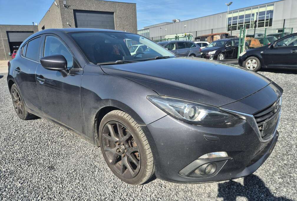 Mazda 2.2 D Skydrive / Camera / GPS / Marchand ou Export