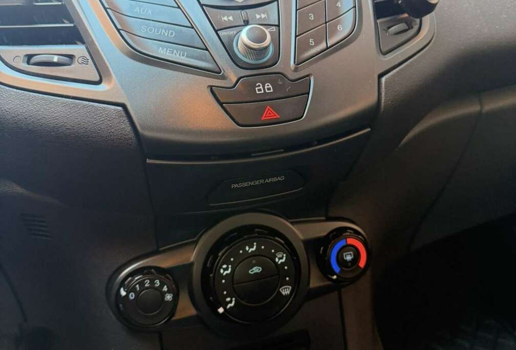 Ford 1.0i Trend