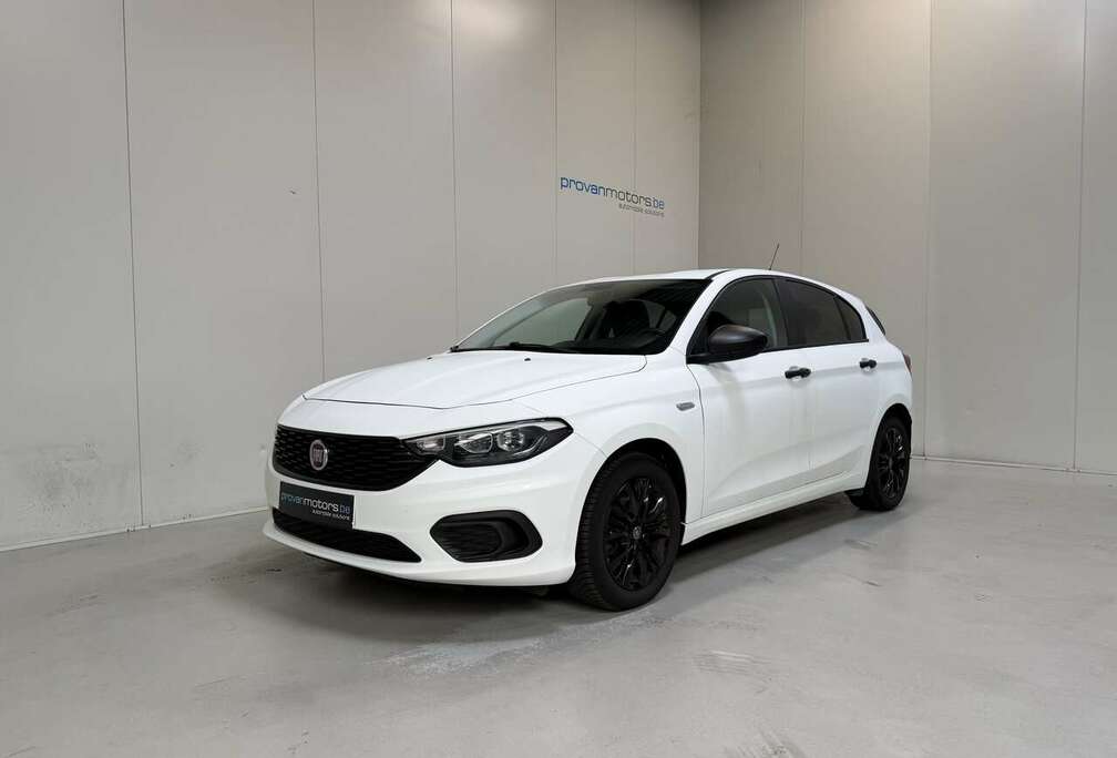 Fiat 1.4 Benzine Man. Street - Airco - Radio - Topst...