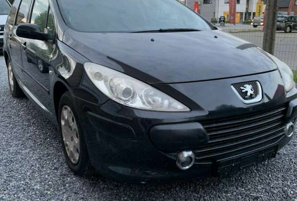 Peugeot HDi 110 Tendance