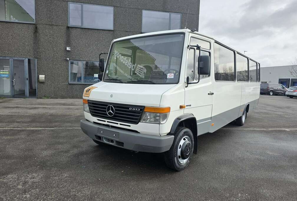 Mercedes-Benz 813 (Stock ID 42250)