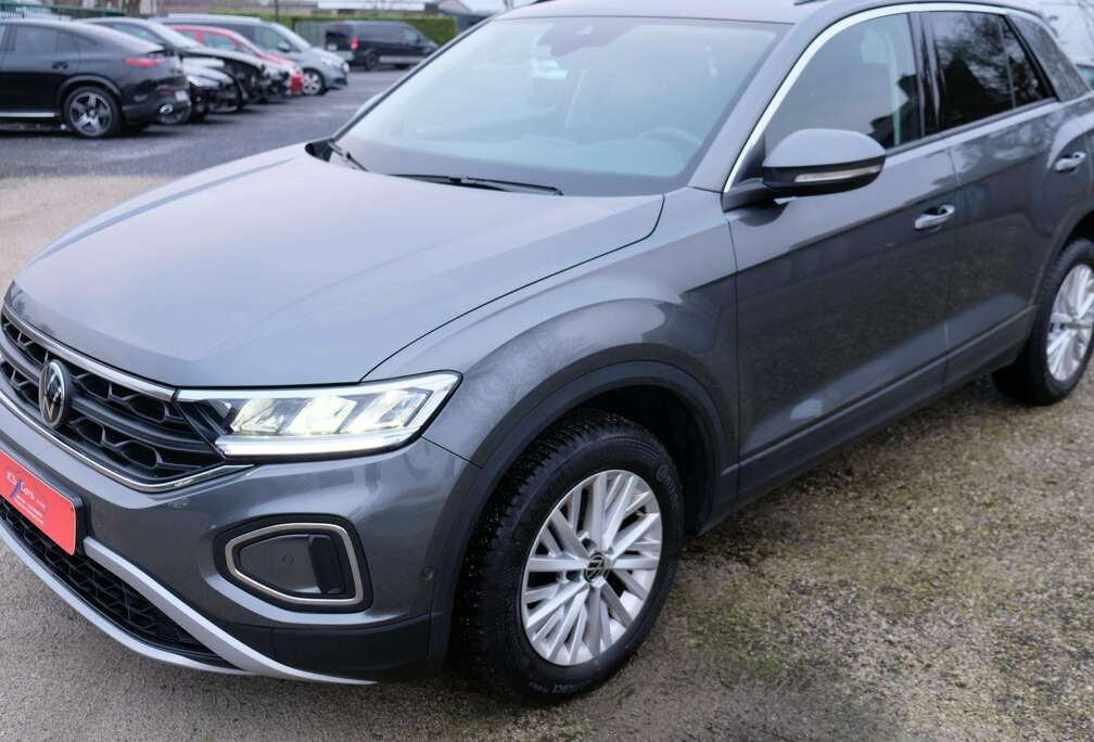Volkswagen T-Roc 1.0 TSI Life, PDC, 1st eigenaar met garantie