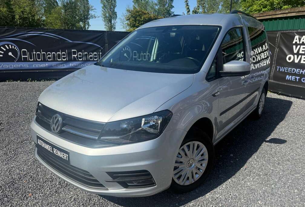 Volkswagen 1.9 TDi BlueMotion, Airco, Trekhaak, Navigatie + 12m Garantie