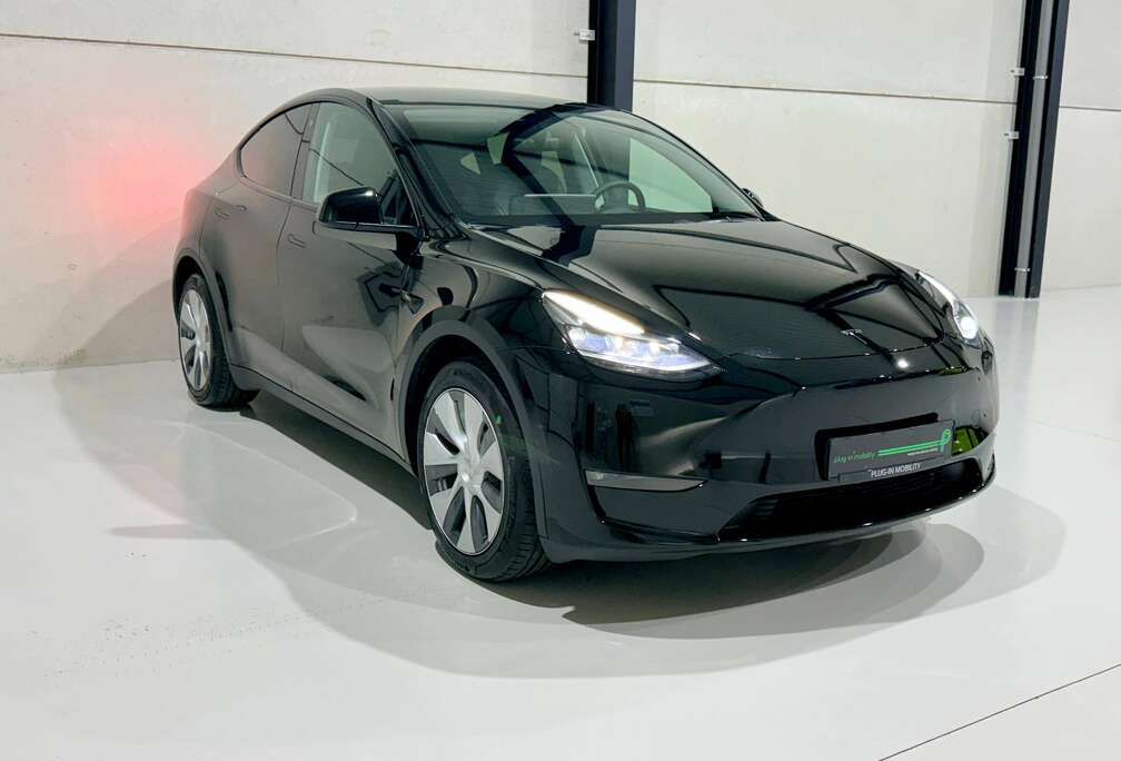 Tesla Model Y Long range DM (377 kW) Trekhaak, winterset incl.