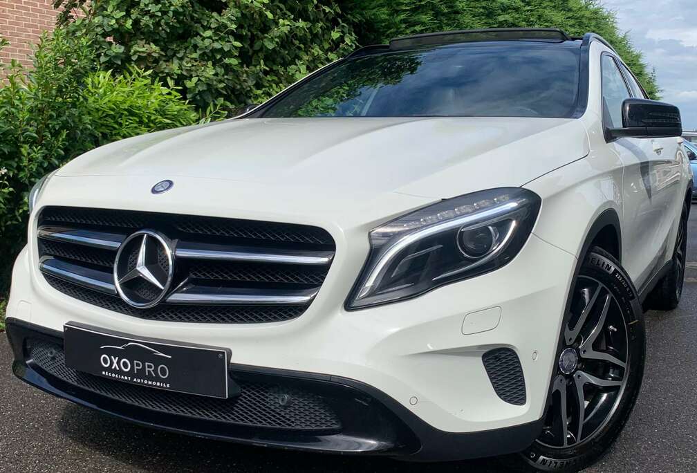 Mercedes-Benz 2.200 Cm3 CDI MERCEDES / Boite Auto / Bi-Xenon / Toit Pano / Cuir / Gps / Camera / Cruise / PRIX EMPORTER /