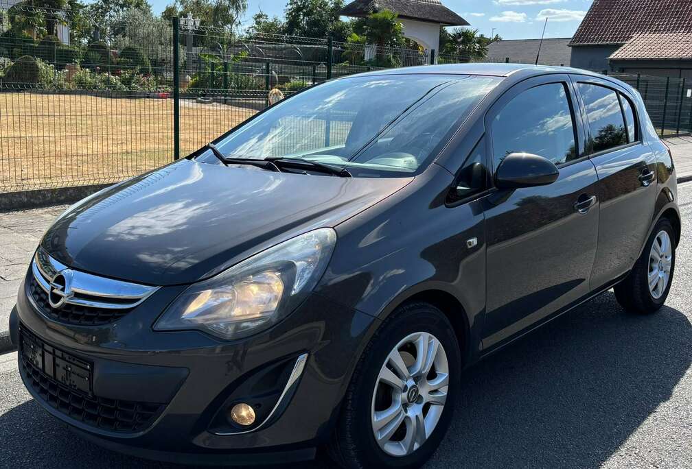 Opel Corsa 1.4i Enjoy GEKEURD VOOR VERKOOP