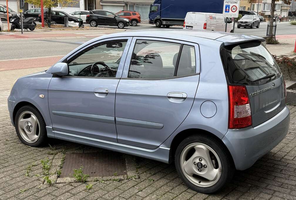 Kia 1.1i 12v EX