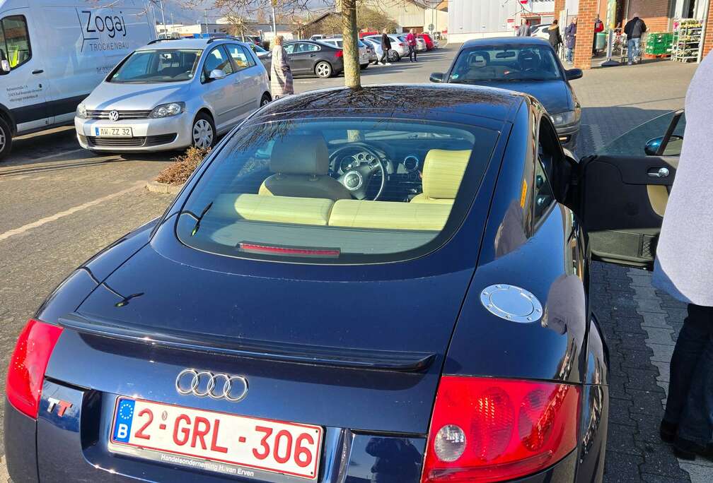 Audi TT Coupé