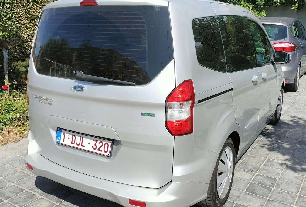 Ford Tourneo Courier 1.0 EcoBoost Trend