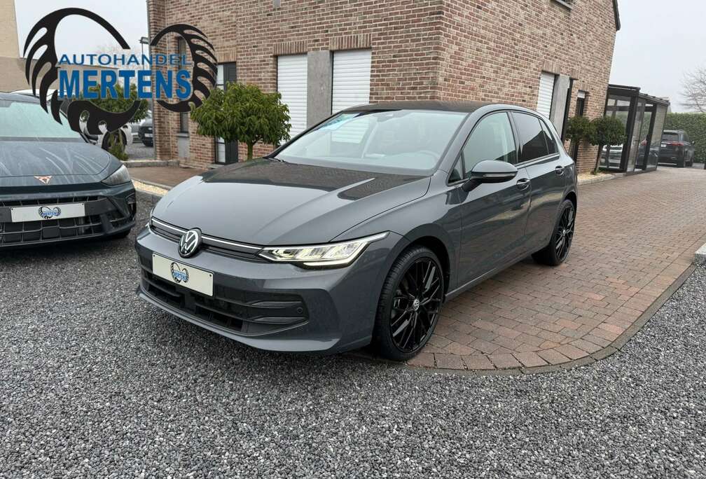 Volkswagen VIII 1.5 TSI 115PK FACELIFT ACC AR/CAM NIEUW 0KM