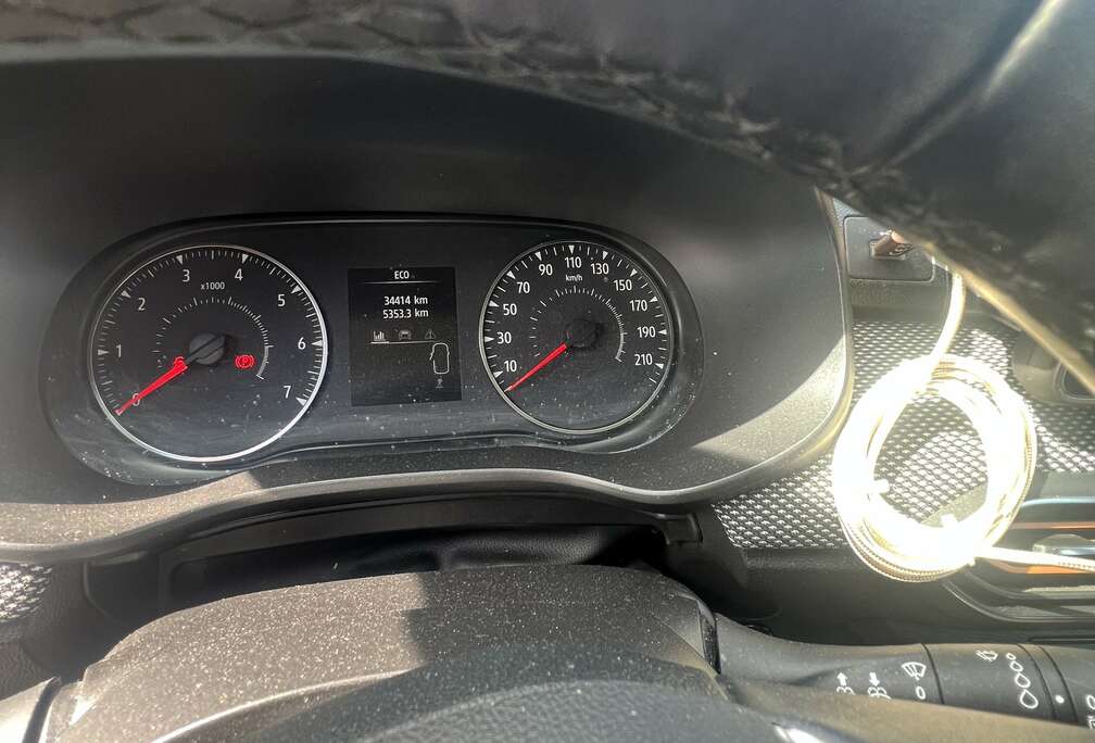 Dacia 1.0 TCe Expression
