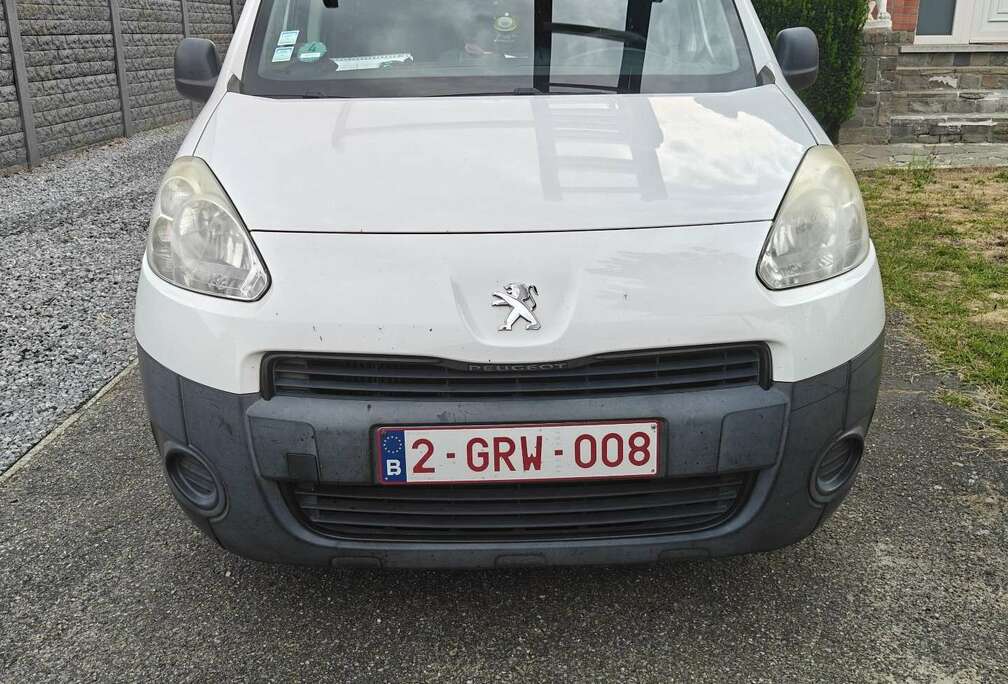 Peugeot 1.6 HDi L1H1 Confort 120 FAP (EU5)