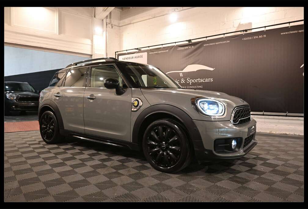 MINI 1.5iA COUNTRYMAN SE HYBRID ALL 4 / PANORAMA / CAMERA / GPS NAVIGATION / LEDS / KEYLESS / FULL OPTIONS !!