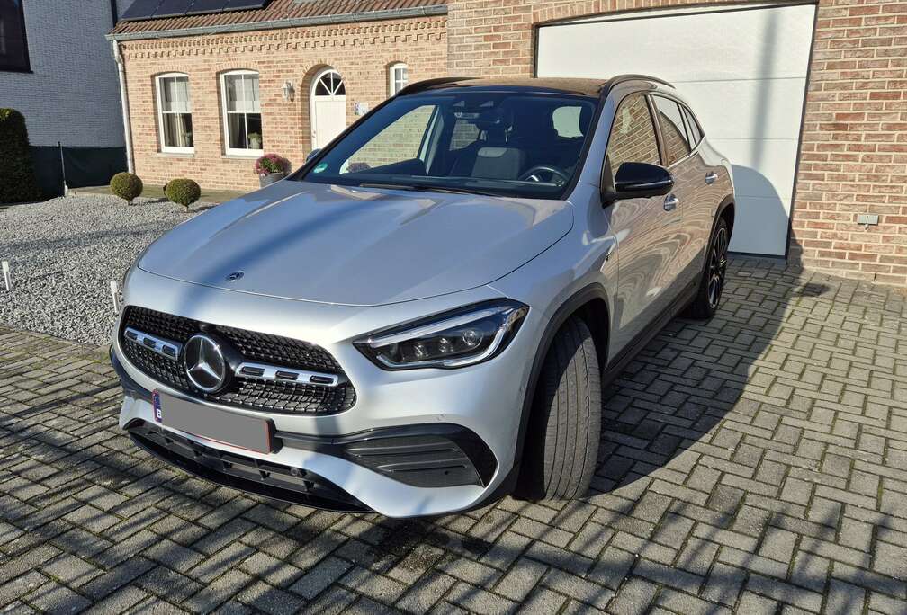 Mercedes-Benz GLA 250 e 8G-DCT AMG Line FULL OPTION OPTIONS/360 Cam/Pano/HUD/20\