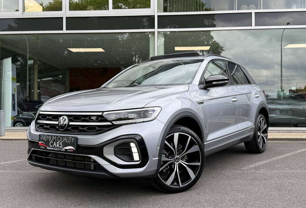 Volkswagen R-Line / PANO / CARPLAY / CAMERA / ZETELVERWARMING /