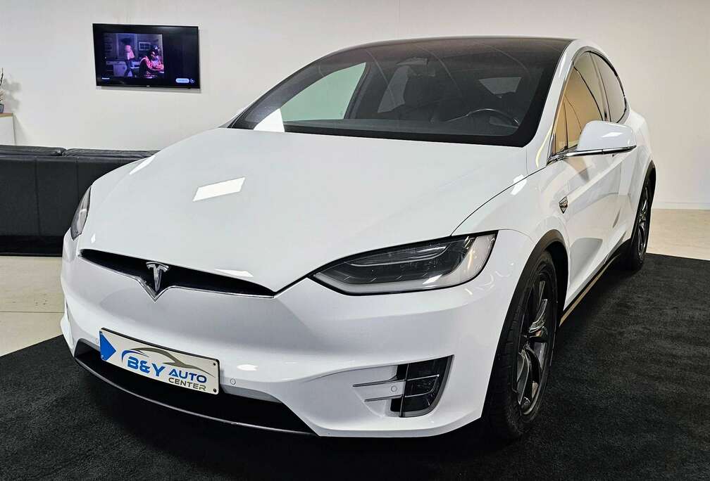 Tesla 90D Dual Motor Premium Connectivity