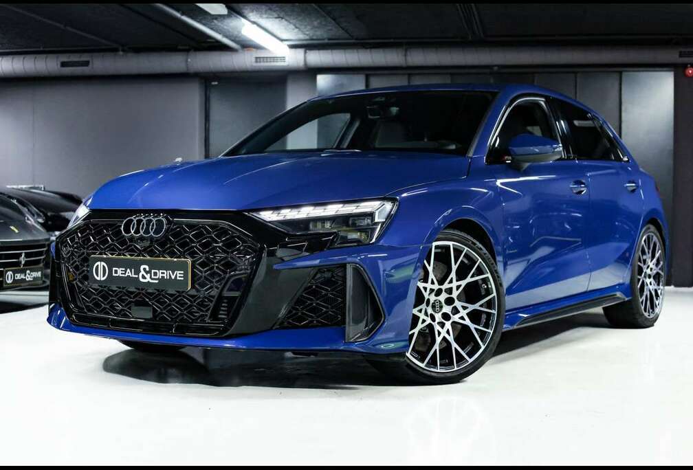 Audi SPORTBACK 2.5 TFSI QUATTRO S-TRONICCARBONBUCKET