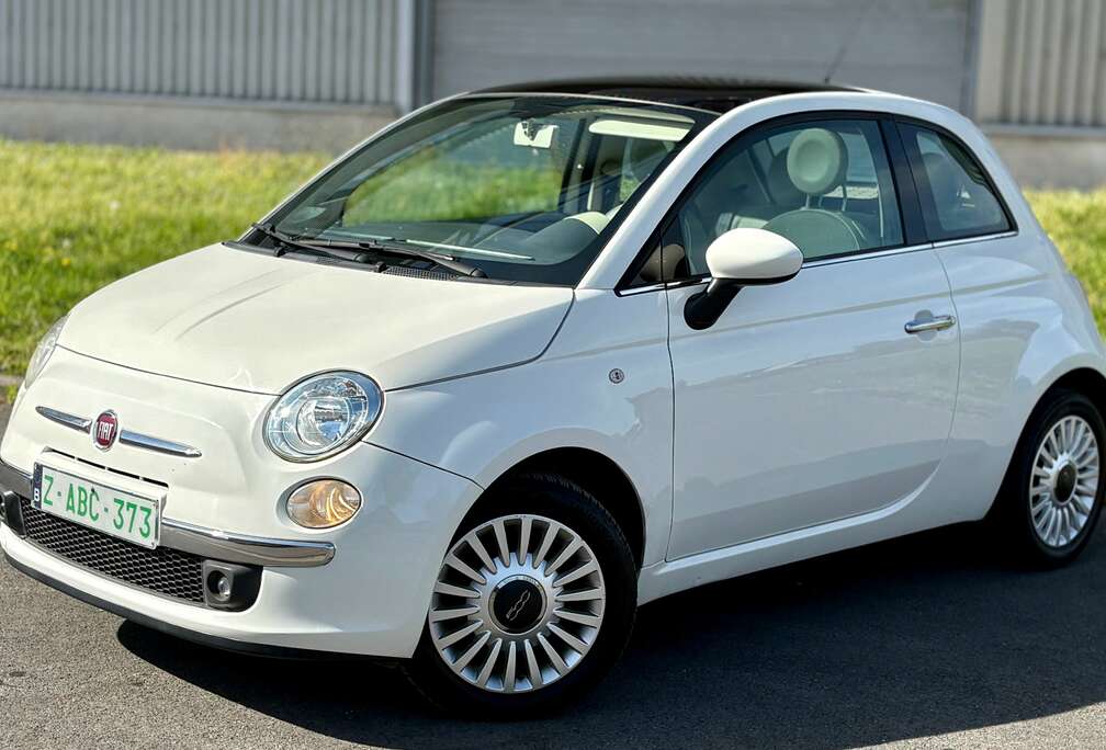 Fiat 500 1.2i Lounge**TOIT PANO**EURO5***99.000km