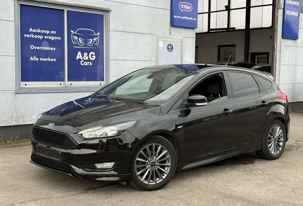 Ford Focus 1.0 EcoBoost ST Line
