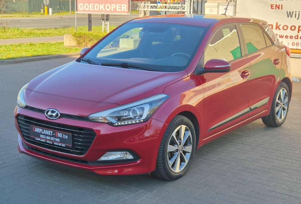 Hyundai 101 pk Euro6b Stayl - Crus Cam Navi - Grartis 1 jaar - Keurin - Carpass