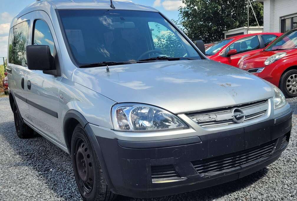 Opel 1.3 CDTi AIRCO TREKHAAK 2011