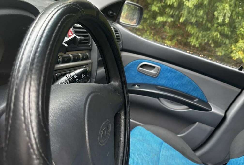 Kia 1.1i 12v EX