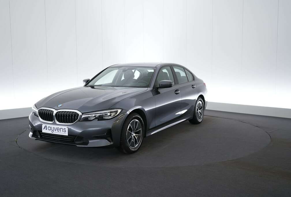 BMW 3 318iA Business Ed. LED GPS PDC CC Carplay