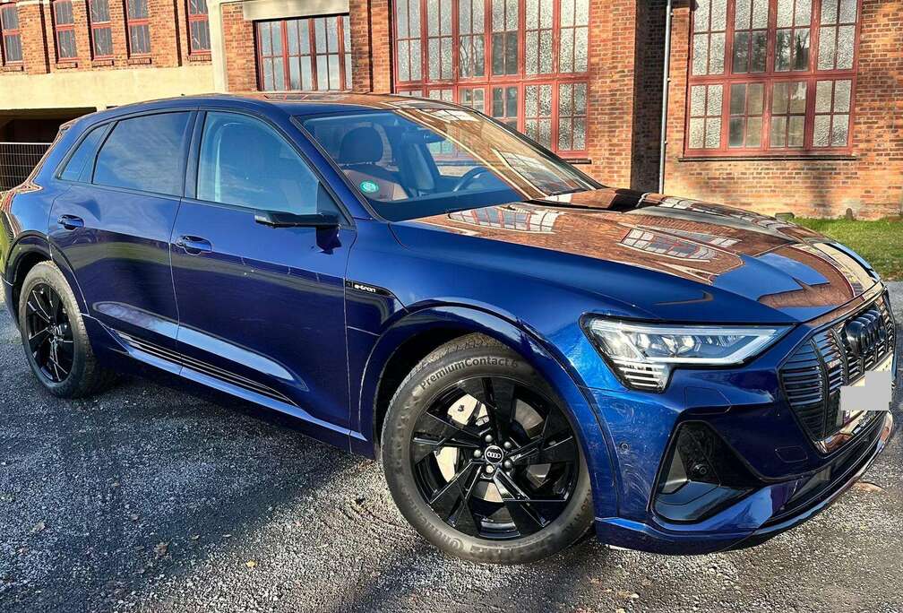 Audi e-tron 55 quattro S line 408PK Q8 Navarra Blue