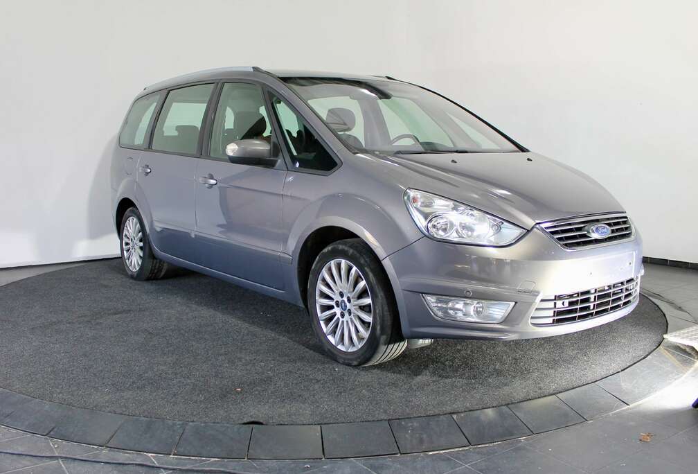 Ford 1.6 TDCi Econetic 7 PERSOONS/NAVI