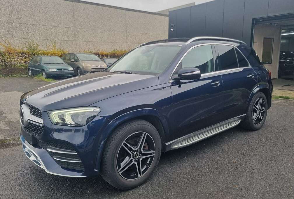 Mercedes-Benz e 4-Matic- FULL AMG+NIGHT PACK- PANO- BURME- [BTW]