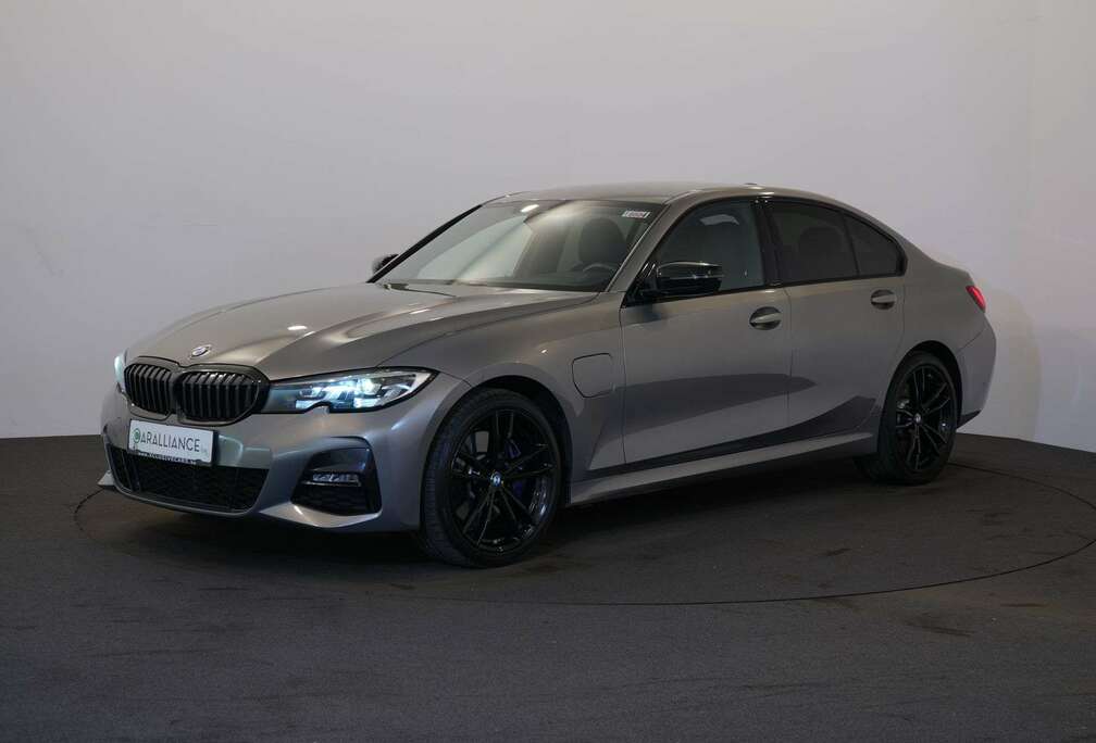 BMW M sport  330e PHEV  NAVIPro  Individual  M sport