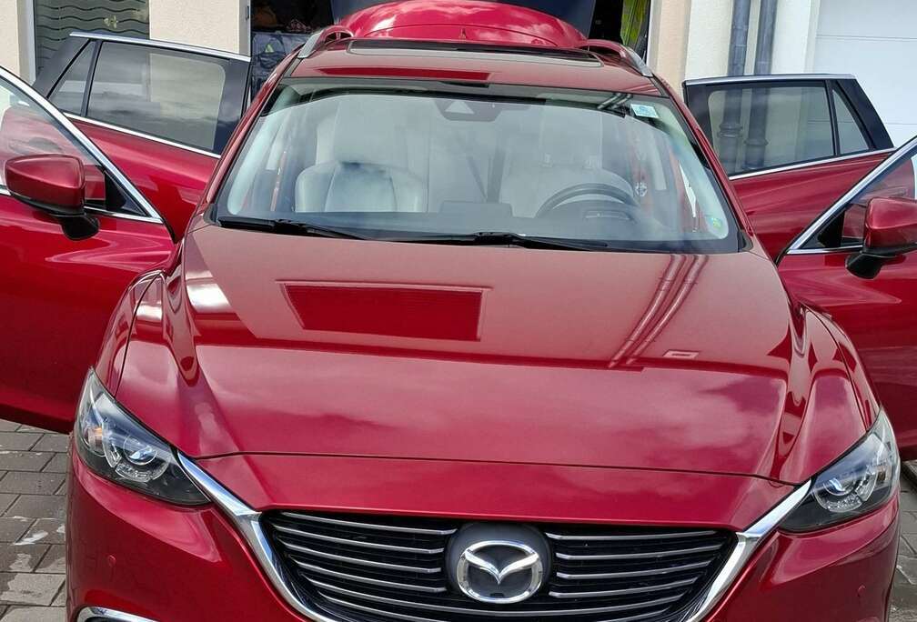 Mazda 6 2.2 D Skycruise