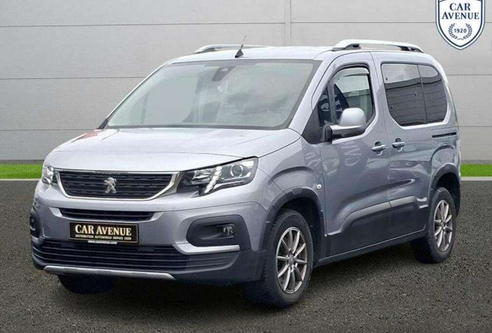 Peugeot 1.2 PureTech 130ch S\\u0026S Standard Allure Pack EAT8